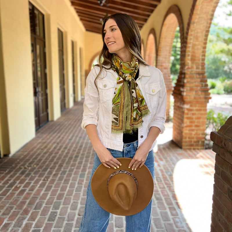 Humble Hilo Arizona Vector Art Scarf