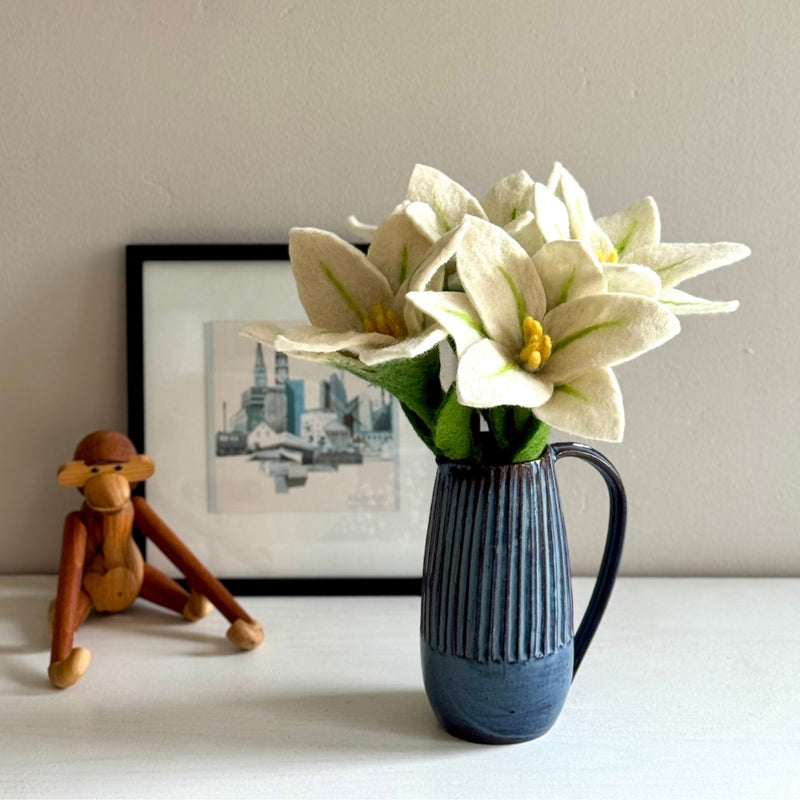 Humble Hilo Handmade Felt Flowers, 4 Lilies