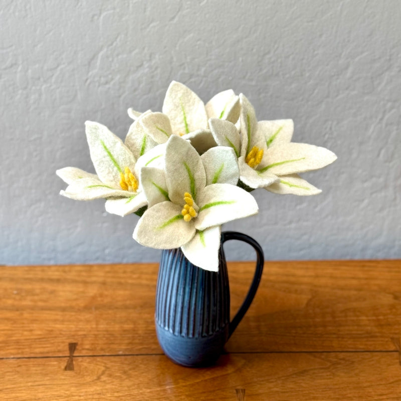 Humble Hilo Handmade Felt Flowers, 4 Lilies