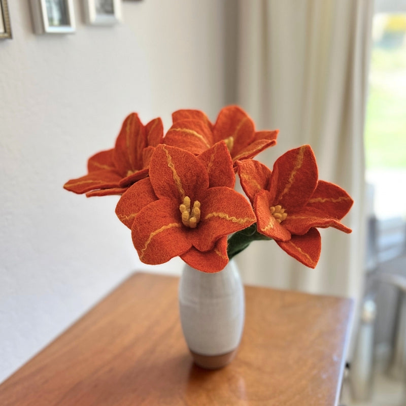Humble Hilo Handmade Felt Flowers, 4 Lilies