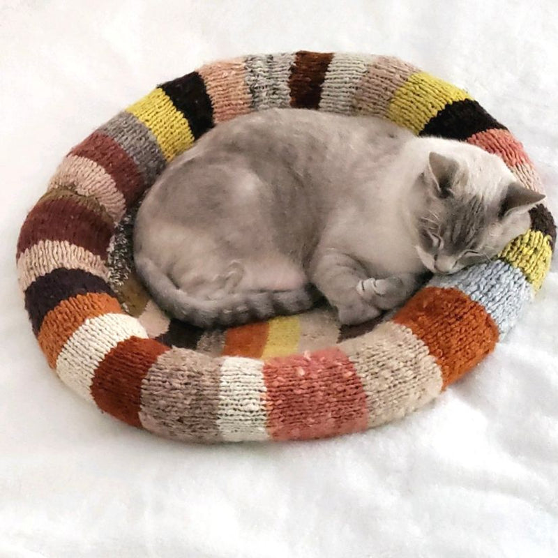 Kenana Knitters Hand Knitted Homespun Wool Pet Bed